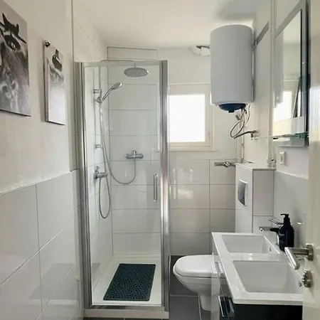 Urban Haven-zentrum-3 Schlafzimmer-5 Einzelbetten-waschmaschine Apartmán *